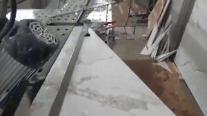 Заусовка крупноформатного керамогранита на станке Battipav.