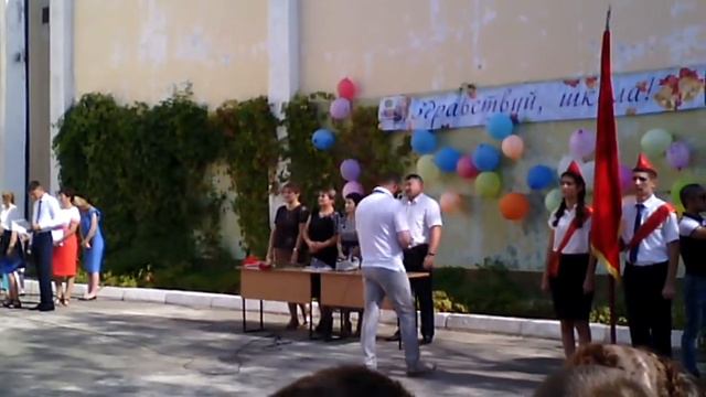 1 сентября в Школе Гимназии № 1 . Кизляр 2017 г. смотреть онлайн