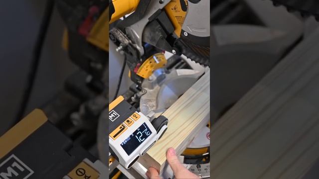 REEKON M1 Caliber -  цифровая рулетка для работы с электропилами