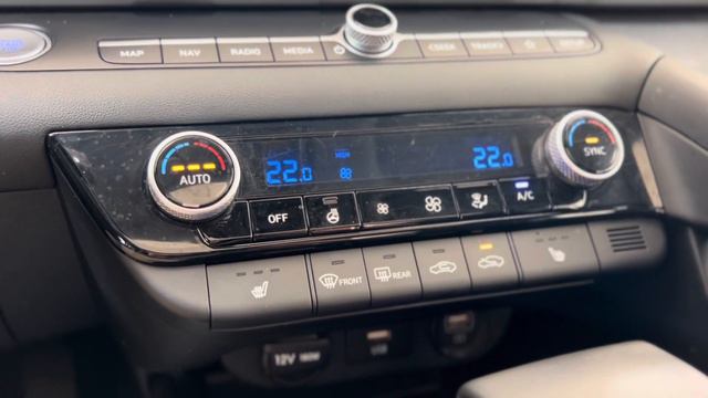 2023 Hyundai Elantra STK# 207220 смотреть онлайн