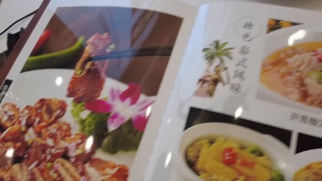 【广州漫步粤菜美食探店】烧鹅28元！最抵食！人均消费40元！藏在老城区！平靓正！排队王！全部订满！慢生活！市场买菜！值得一试！性价比之王！必须早到！Canton Food Tour｜GuangZho