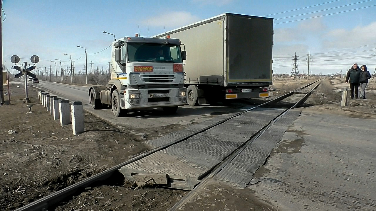 Дорожные переезды нуждаются в ремонте