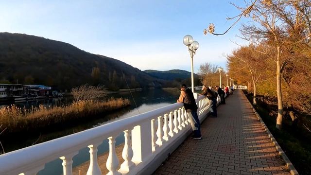 Посёлок Архипо-Осиповка около Геленджика. Нашли новое место для фотосессий. смотреть онлайн