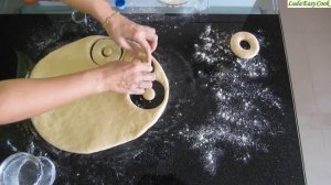 Жареные ПОНЧИКИ с разноцветной глазурью. Очень простой и вкусный рецепт