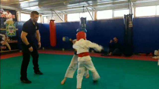 Рукопашный бой. Дети. СК "Десантник". Соревнования 23.02.2018г. смотреть онлайн