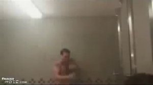 Парень обосрался в душе Юмор! Прикол! Смех Ржака полная