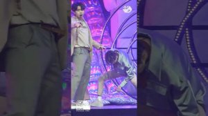 [MPD직캠] 갓세븐 마크 직캠 'Lullaby' (GOT7 MARK FanCam) @GOT7COMEBACKSHOW_2018.09.17