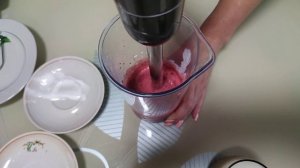 Молочный Коктейль с Ягодами! Коктейль Из Ягод и Мороженого!