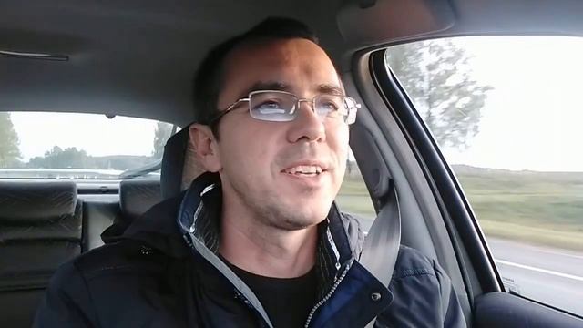 Отпускаем книги на полке Буккроссинг в Радошковичах. Горпоселковая библиотека-филиал №8. смотреть онлайн