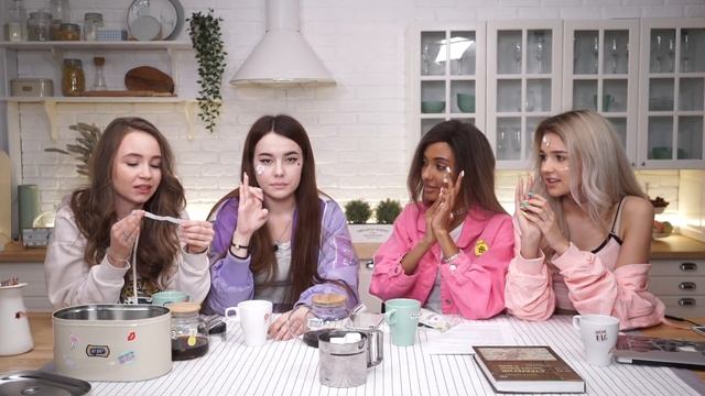 СВОБОДНЫЕ ОТНОШЕНИЯ / НОВАЯ УЧАСТНИЦА ХО / У МАРИ СЕНН НОВЫЙ ПАРЕНЬ / XO GIRLS SHOW смотреть онлайн