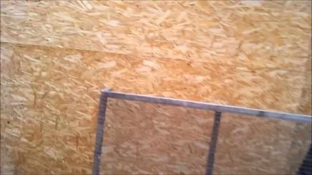 Как построить сарай бесплатно из вторсырья и хлама.