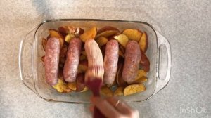 Купаты с картофелем в духовке