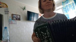 Разгорелась заря золотая,   !),    на гармони