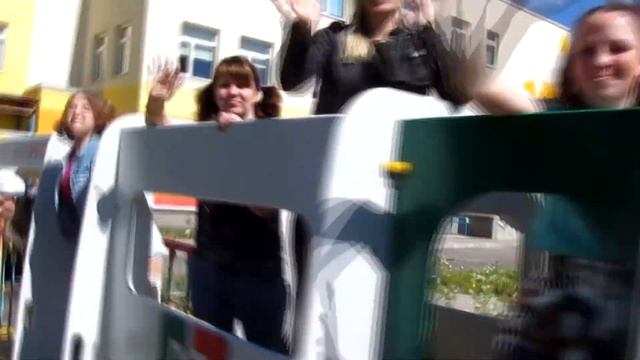 Ответное слово родителей. МЫ ВАС ЛЮБИМ В ДОБРЫЙ ПУТЬ! смотреть онлайн