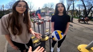 ESCAPING BEAUTIFULS ROMANIAN GIRLS  (Parkour POV Chase in IASI)