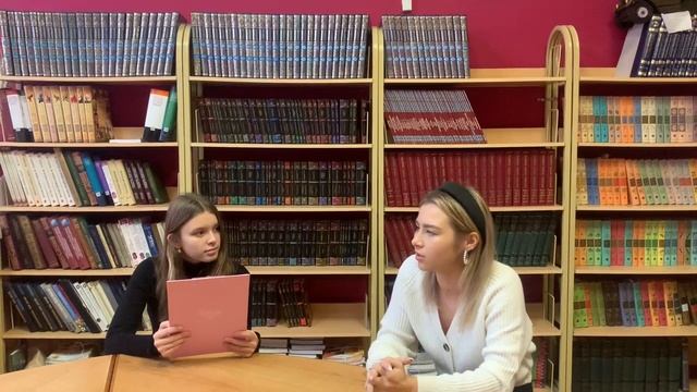 Видеоролик-интервью с выпускницей, поступившей в ВУЗ на лингвистическую специальность.MP4 смотреть онлайн