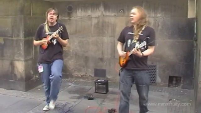 PocketFox - Bad Romance - Live @ Edinburgh Fringe 2010 - Lady GAGA - ukulele смотреть онлайн