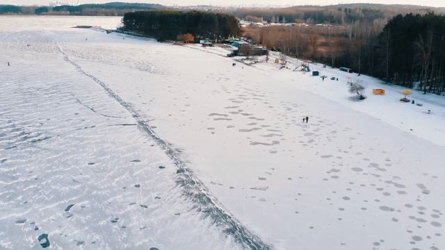 Свислочь и Заславское водохранилище (Минское море). Полеты в солнечный морозный день.