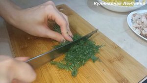 ПРАЗДНИЧНЫЙ САЛАТ С КОПЧЕНЫМ ОКОРОЧКОМ будет фаворитом на любом столе