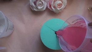 Роза из мыла.Роза хит продаж. Красивая, живая мыльная роза.Заливаю силиконовую форму .Мыловарение