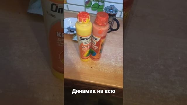 Все в работе, едим не отходя. У кого также? Посмотрим сколько таких индивидуумов?