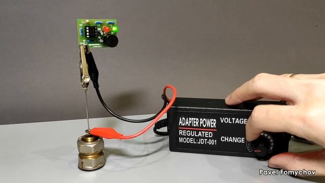 ? DIY KIT Моргалка пищалка на NE555