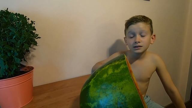 Шлем из арбуза смотреть онлайн