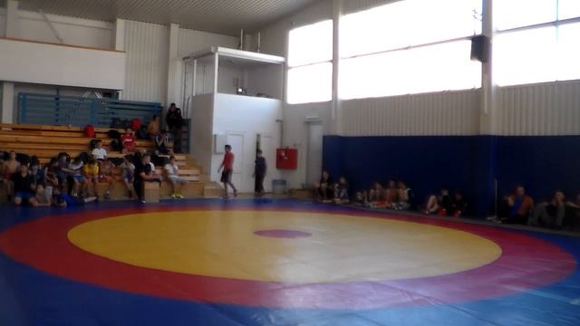 Первенство Республики Крым по греко-римской борьбе среди юношей 2002-04 г.р. 2018г.-14а смотреть онлайн