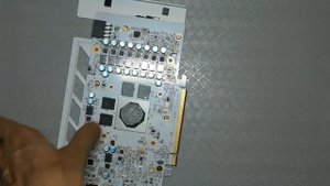 PowerColor Hellhound Spectral White RX 6650 XT Disassembly