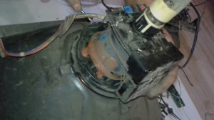 Разборка ЭЛТ монитора LG .Disassembly of the CRT monitor .