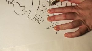 Вытынанки 2020, снежинки на окна, как вырезать и крепить. Секреты