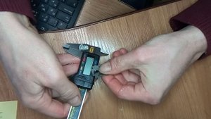 Лайфхак по укрощению шального электронного штангенциркуля.