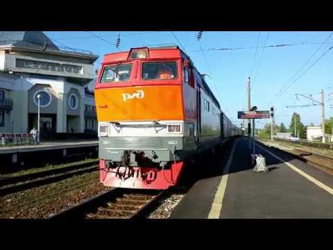 Поезд РОССИЯ Москва-Владивосток. Станция Семенов /Train "RUSSIA" Moscow-Vladivostok Semyonov Station