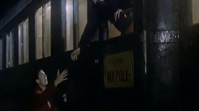 Cafè Express (Nanni Loy) - "Va più lento!"