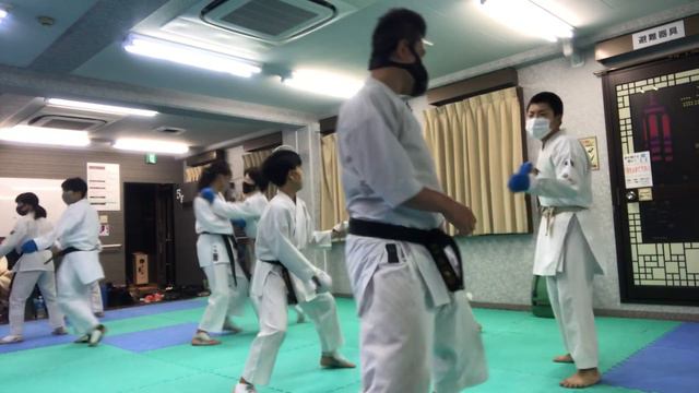 香川政義師範による稽古 【32】 【shotokan karate】 【kagawa masayoshi】 大阪の松濤館流空手道場 【koumeican channel】 【2020/11/28 смотреть онлайн