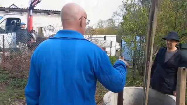 углубление колодца||добавляю кольцо внутрь