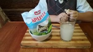 Эксперимент с крахмалом и йодом