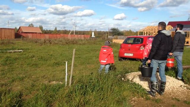 Кидаем камни в цель на даче смотреть онлайн