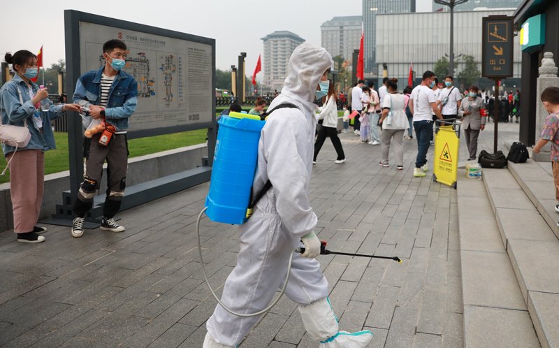 В Китае введен жесткий карантин из-за новой вспышки COVID-19 / События на ТВЦ