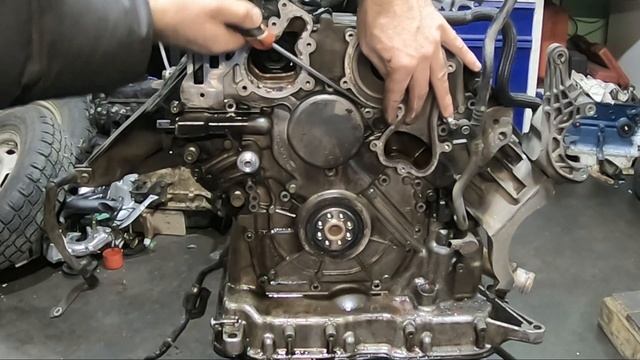 Volkswagen Touareg 3.0 CRCA разбираем блок двигателя смотреть онлайн