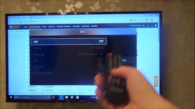 How to use PiP ( Picture in Picture ) on a Samsung TV to Watch 2 Screens at once смотреть онлайн