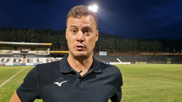 La reacción de Oriol Riera tras el empate del Tudelano ante el Deportivo Aragón смотреть онлайн