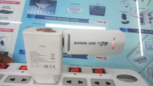 Later 4g USB modem with Wi-Fi hotspot ,Wi-Fi router ,4g Wi-Fi modem