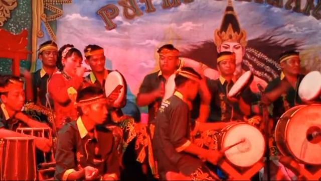 LIVE🇲🇨 KOLABORASI CAMPURAN PUTRI SRIKANDI DAN KUNTULAN PUTRA NDARU BLAMBANGAN (P2M) krasaki смотреть онлайн