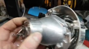 Renault Laguna замена линз на би галогеновые Hella 3R H7. Галоген может светить!