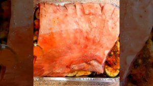 Сочные ребрышки целиком запеченные в духовке с рисом и овощами