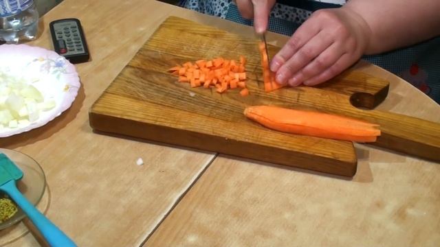 Суп куриный с зелёным горошком / Chicken soup with green peas смотреть онлайн