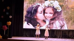 Ксения Пономарева и Анастасия Расколенко  "Если бы я рисовала мир.. "