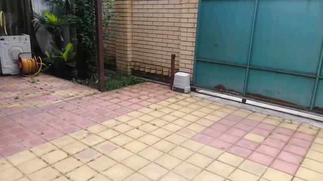 🧿Адлер 8 Марта Пляж "Чайка" 2 мин. Аренда посуточно 3х комн. квартира. Двор. Мангал. +79182070046 смотреть онлайн