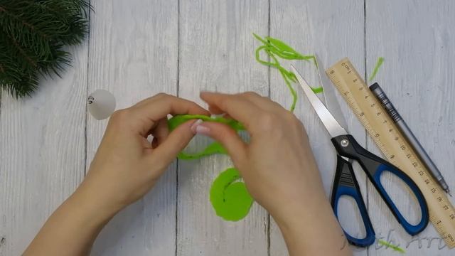 Их так легко сделать!?Чудесные Гномики  из пряжи?Елочные игрушки легко и быстро?